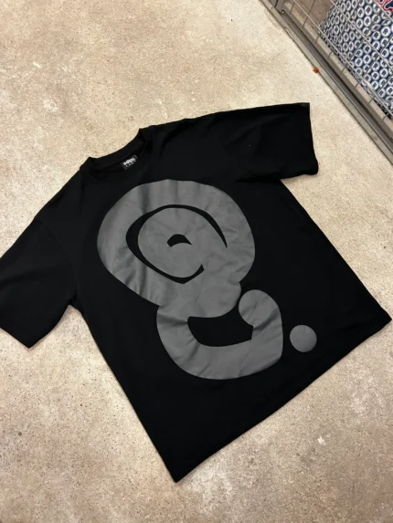 Quratee Black T Shirt with Bold Logo